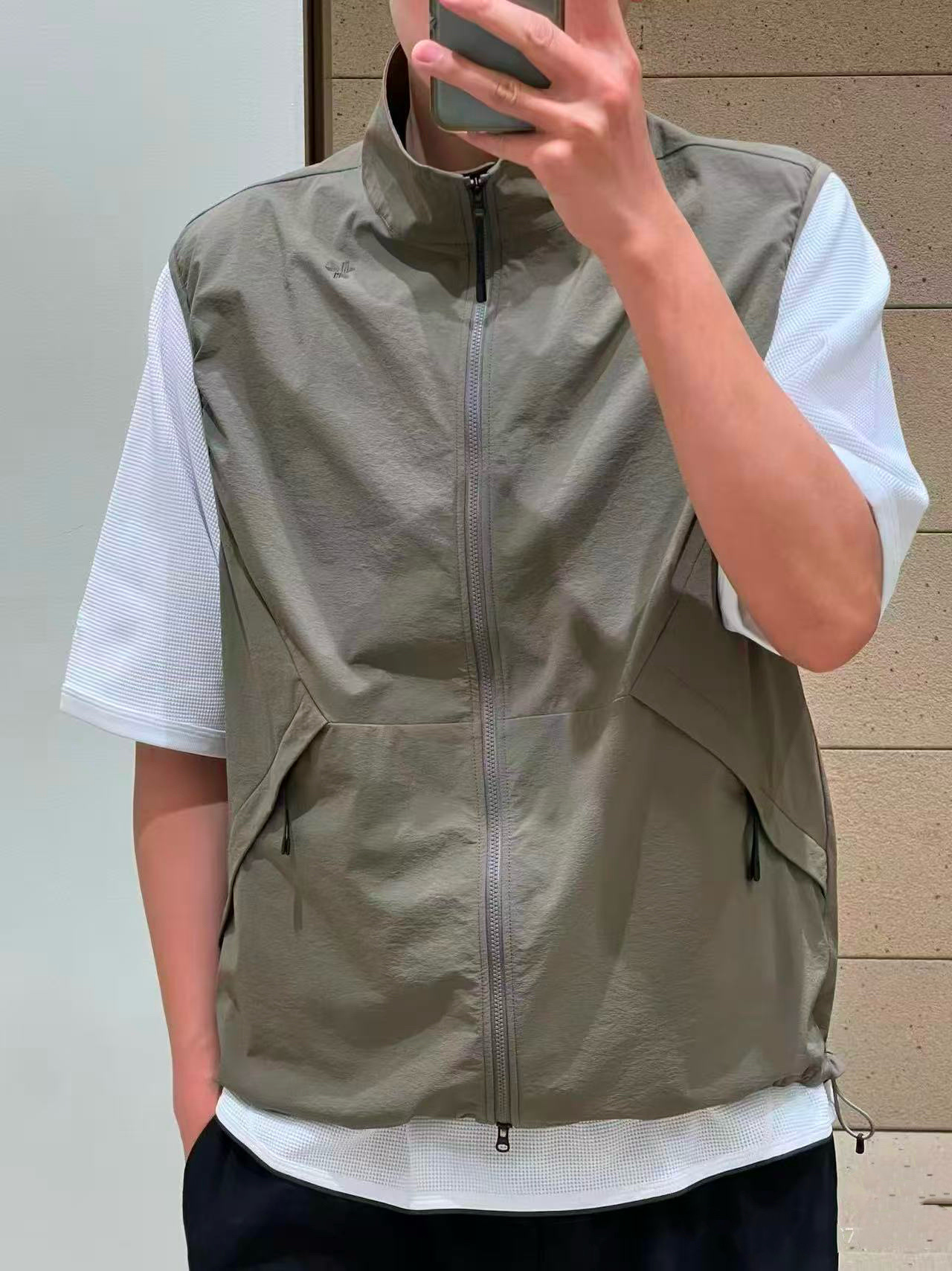 Outdoor Camping Jacket - Goldwin Waterproof Windproof Technical Sleeveless Jacket